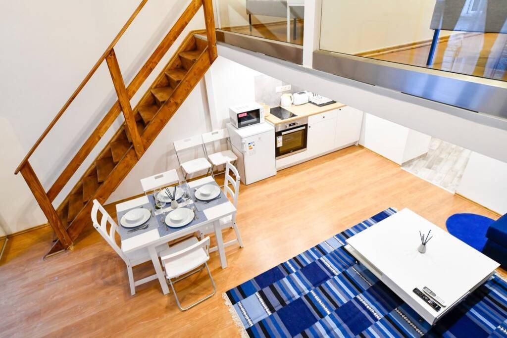 Cosy Two Bedroom Flat In Rottenbiller Str,Sky Budapest Extérieur photo